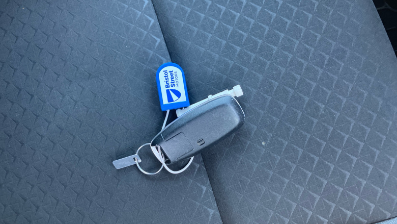 Nissan Juke 1.0 DiG-T 114 N-Connecta 5dr DCT Petrol Hatchback